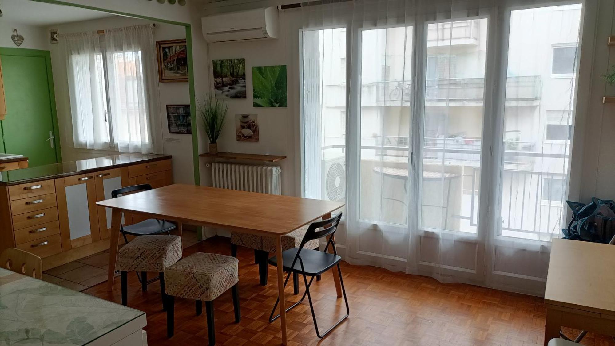 Charmant 3 Pieces 10 Min De Lyon Villeurbanne Bagian luar foto